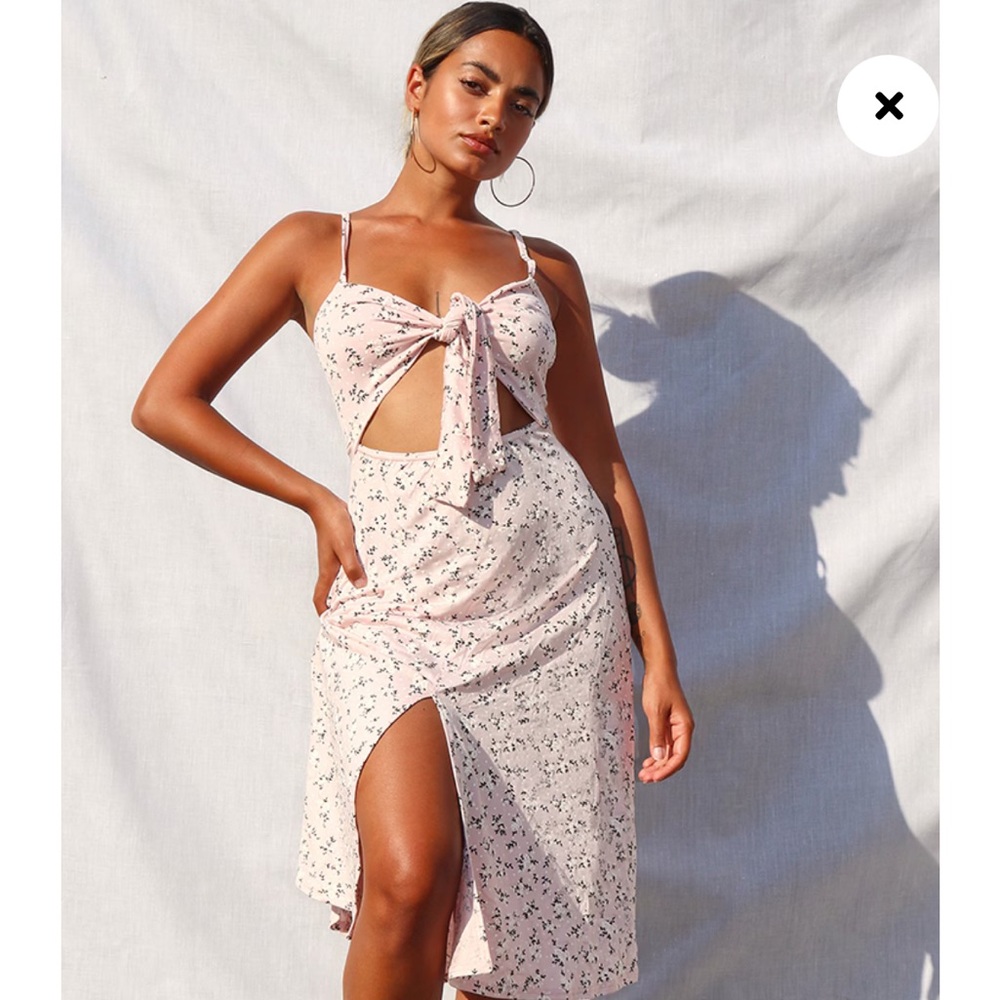 PrettyLittleThing Floral Tie Front Midi Dress (petite)